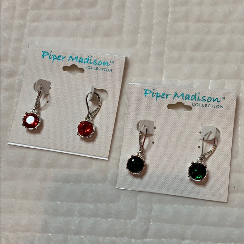 🎁 Piper Madison Christmas Holiday Earrings